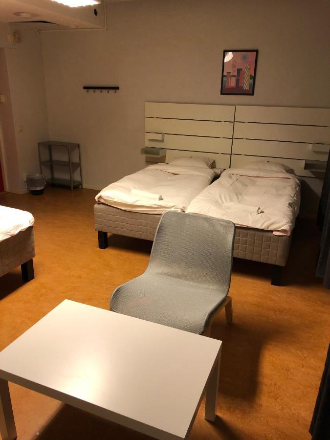 Sleep And Go Hotel Harnosand Exterior photo